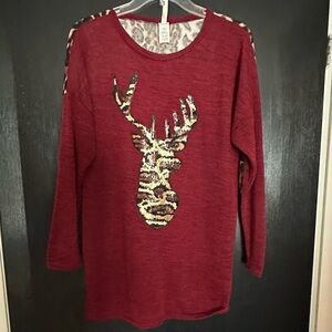 SequinReindeer Pullover